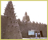 Een van de oudste moskeeën in Timboektoe UNESCO world heritage site (Mali), een van de oude steden van de trans-Sahara handelsroute